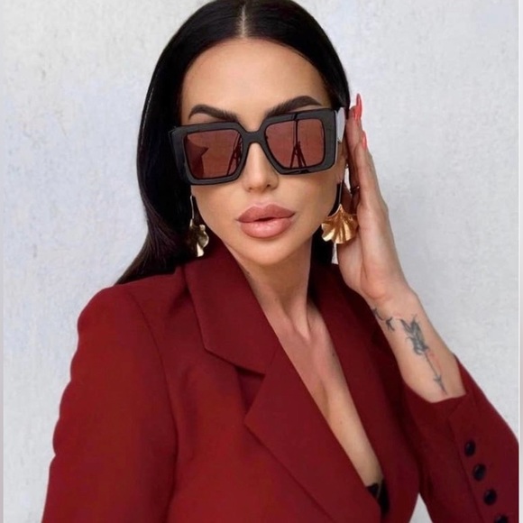 NEW PRADA PR23YSF 1AB06Q WOMEN’S SUNGLASSES PRADA SPR 23YF EYEWEAR PR23SY - Picture 3 of 14